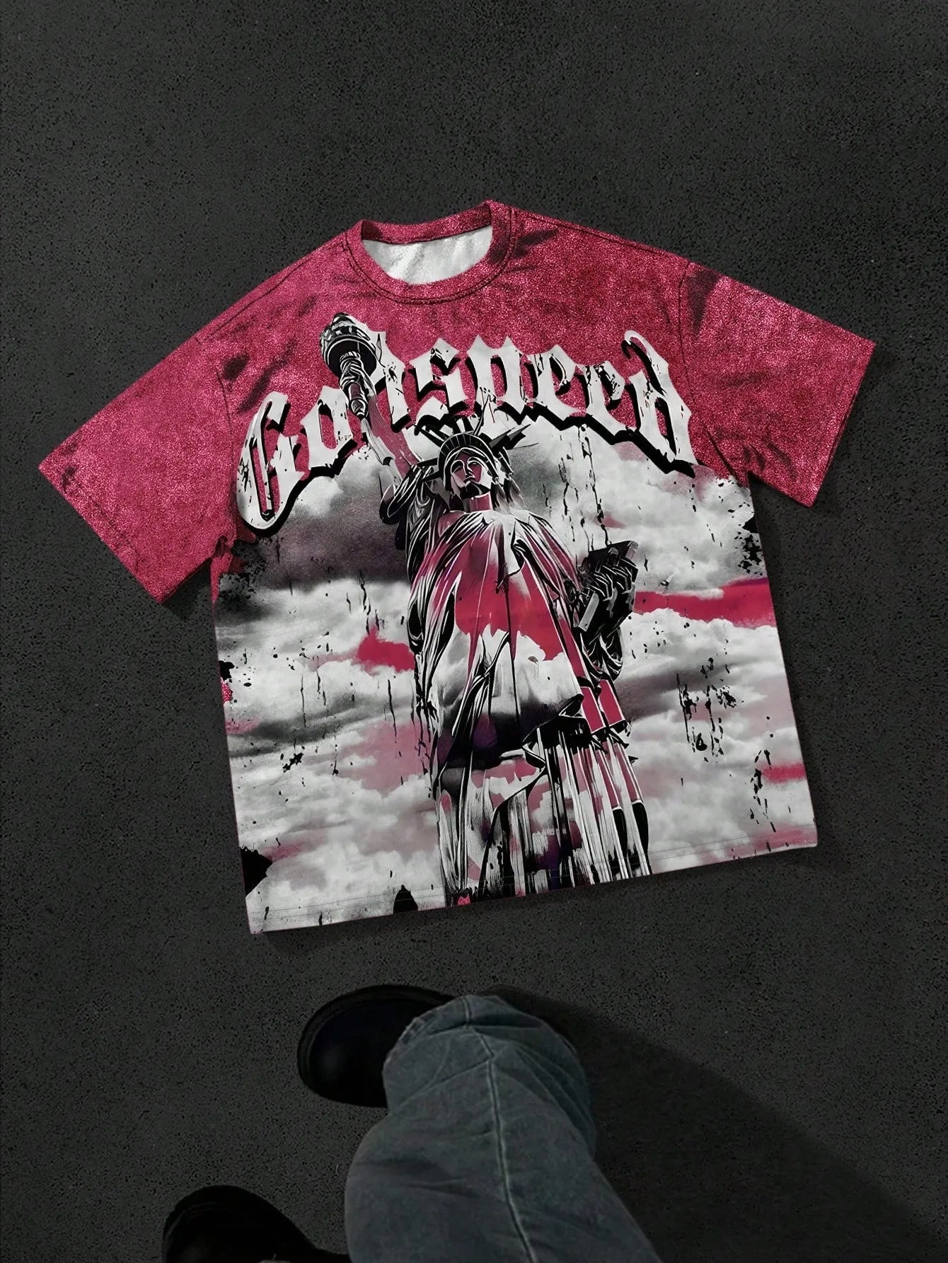 The new men's T-shirt for the summer of 2025 features a casual fashionable soft and breathable 3D angel pattern print